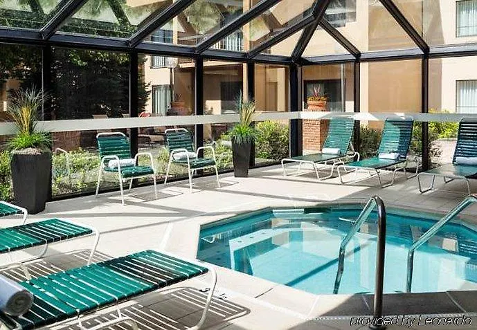 Courtyard By Marriott Denver Central Park